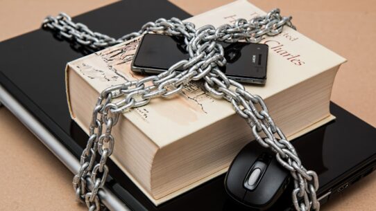 Apple’s AutoLock Could Lock iPhones After Theft Snatches