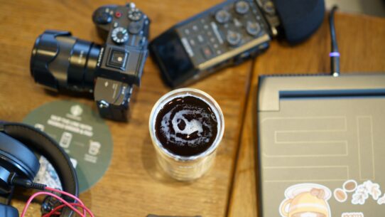 Apple Updates Final Cut Camera for iPhone 18 Pro Aperture