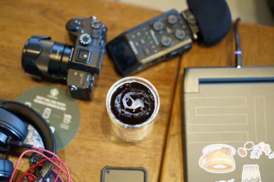 Apple Updates Final Cut Camera for iPhone 18 Pro Aperture