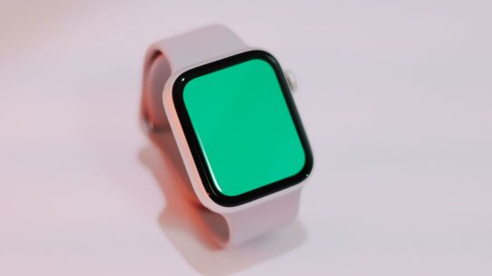 Google Begins Pixel Watch Health Trend Rollout This Week