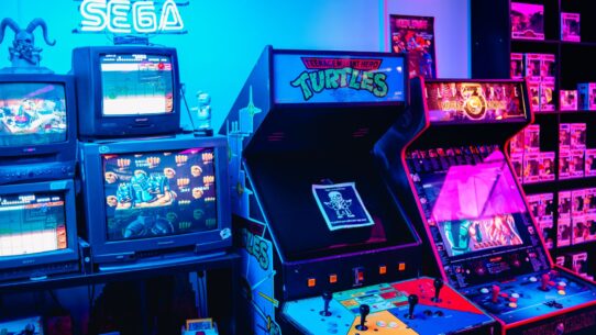 Netflix and Sega Plan Crazy Taxi, Sonic and Stranger Than Heaven