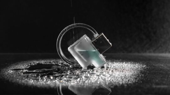 Apple Music for Android 7.0 Beta Gets Liquid Glass Redesign