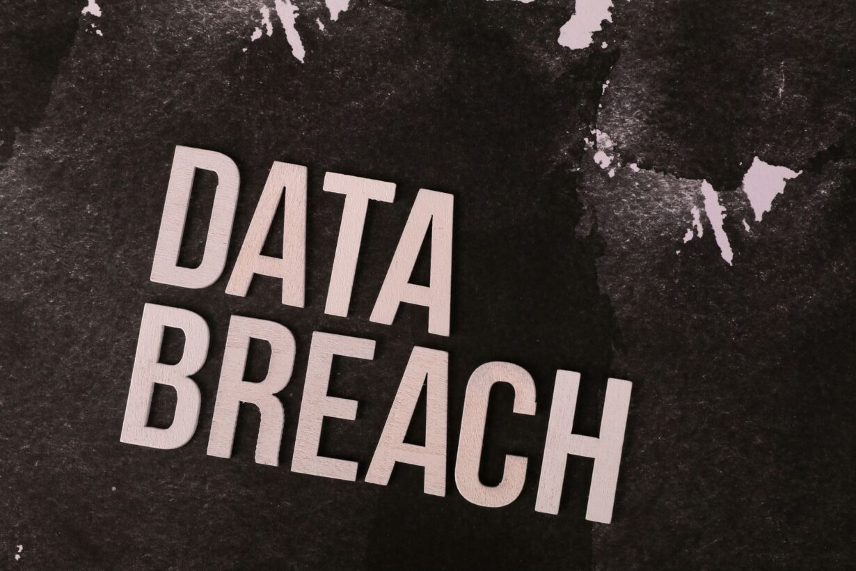 Homeland Security Data Leak Exposes 40,000 ICE and CBP Staff